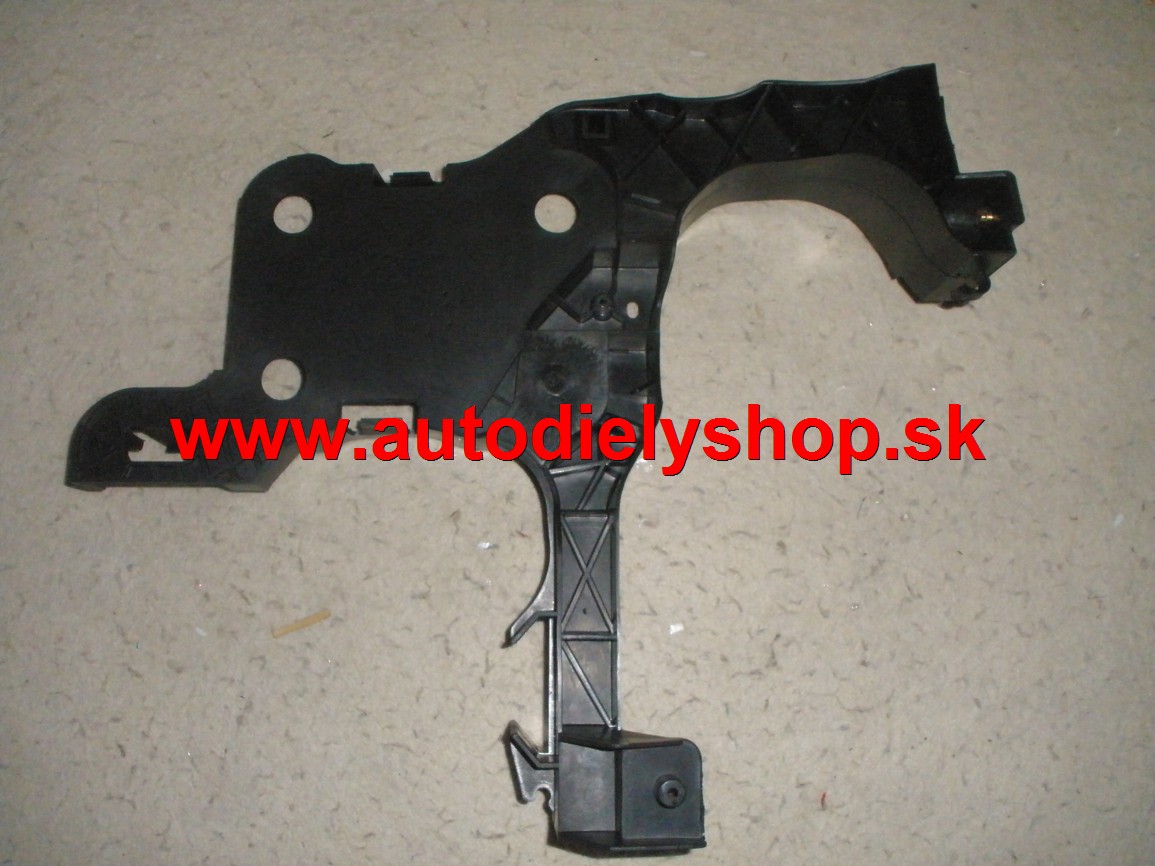 Renault Scenic 5/03- horná časť predného čela pravá 	