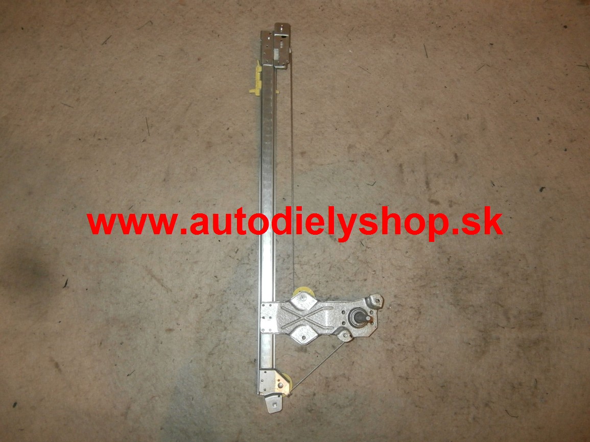  Renault TRAFIC 9/01-06 mech.stahovanie okna predné Pravé 