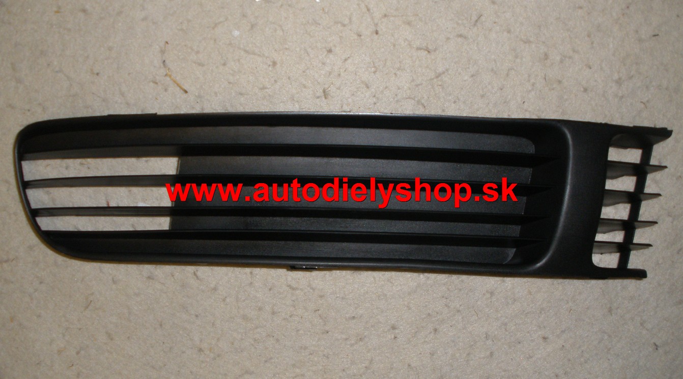 VW PASSAT B5 10/96-10/00 mriežka v nárazníku pravá