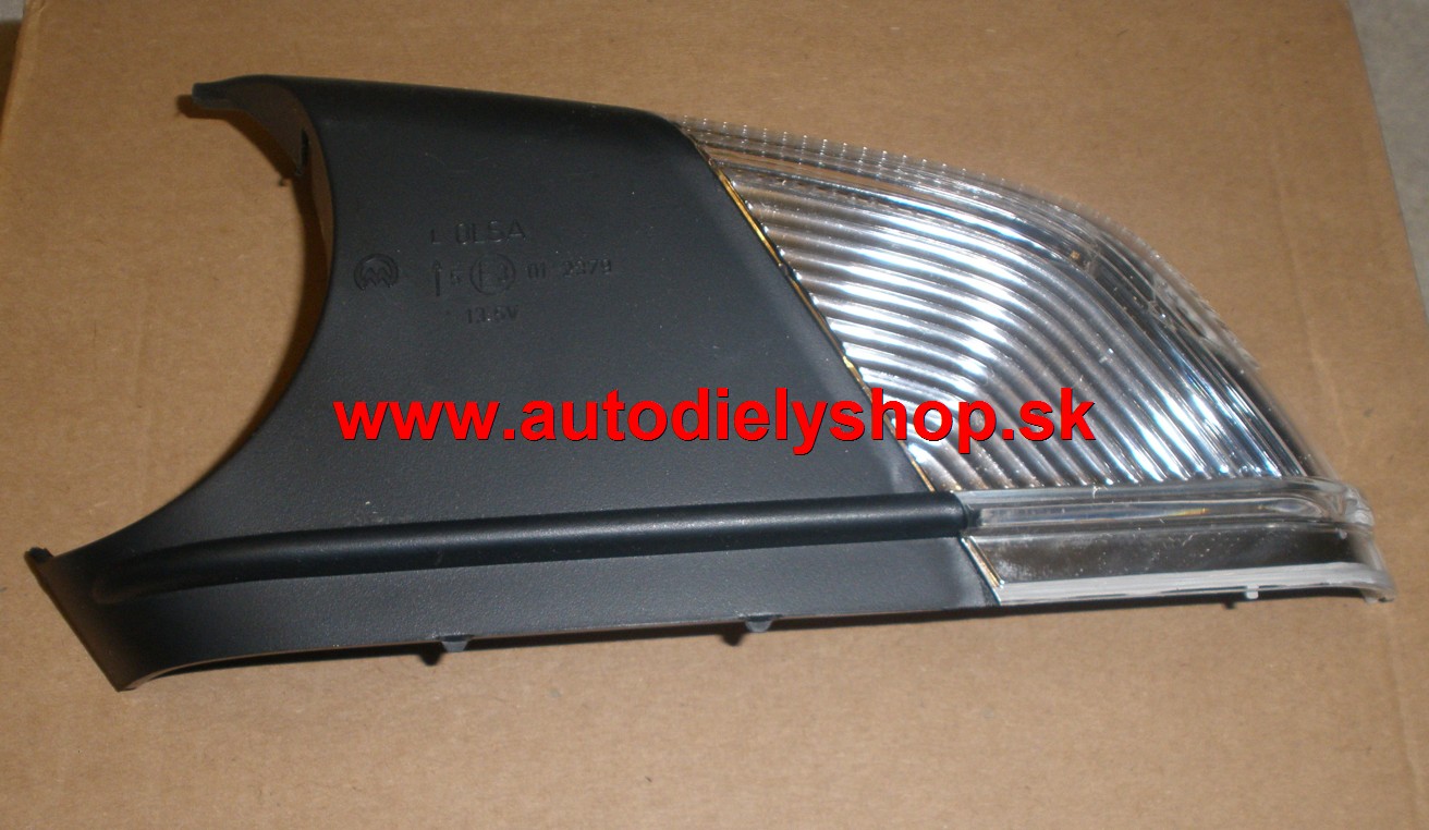 VW Polo 3/05 -smerovka v zrkadle ľavá
