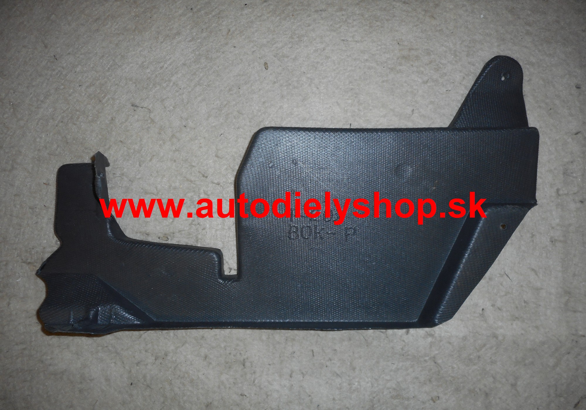 Peugeot 207 5/06- kryt pod motor pravý.