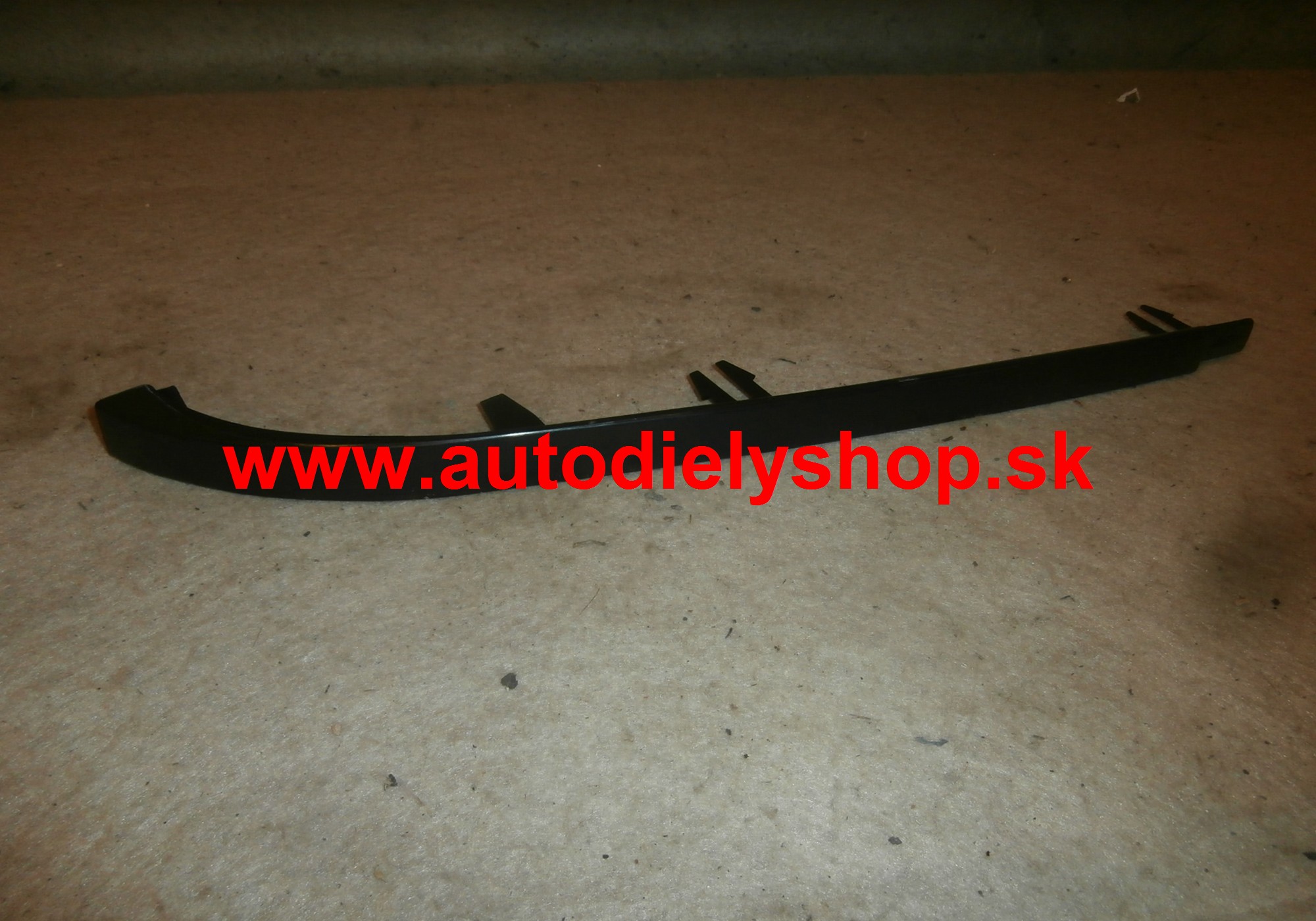 Peugeot 306 3/93-4/97 lišta pod svetlo Pravá