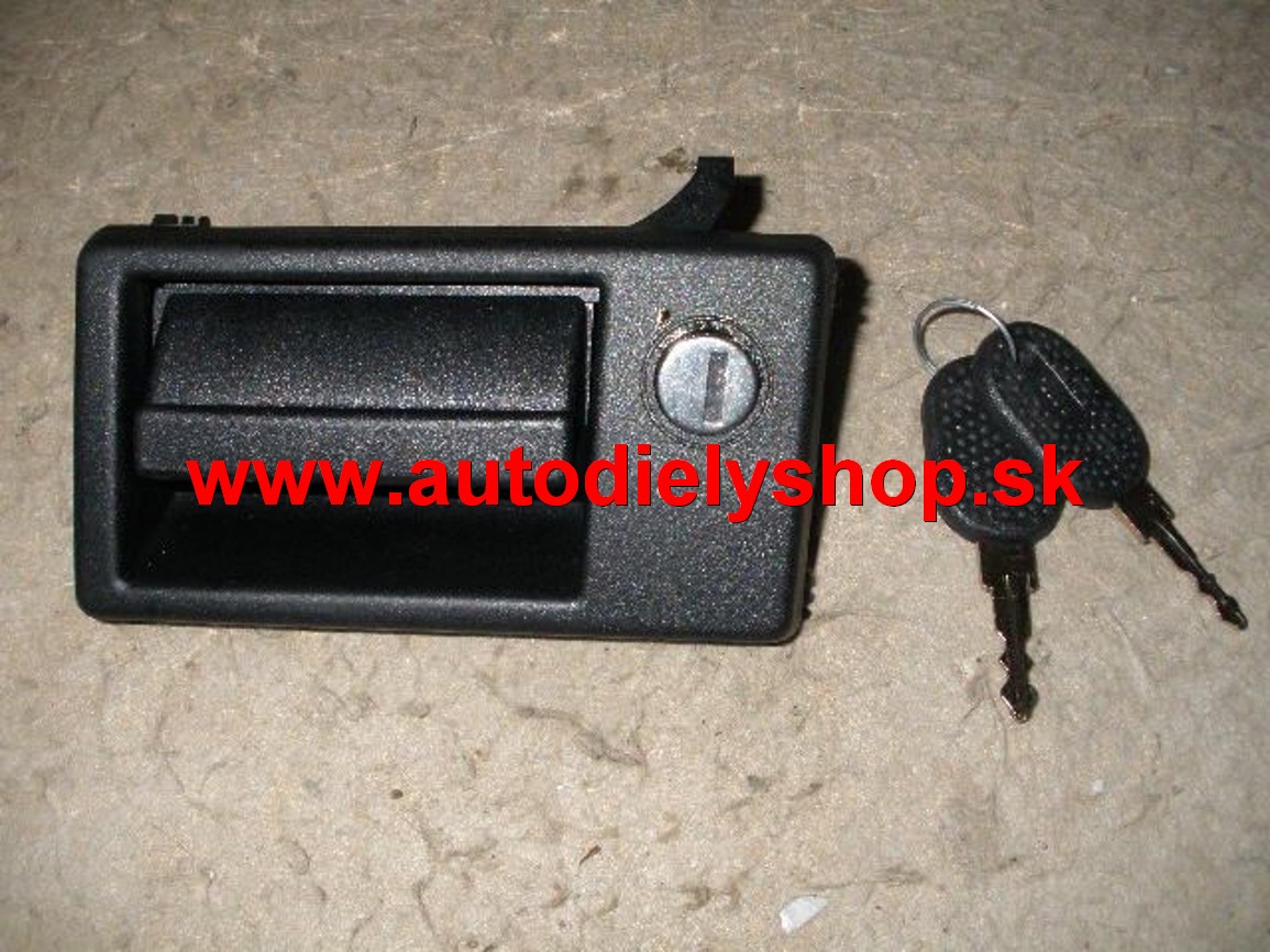  Fiat CINQUECENTO 7/91-1/98 Kľučka ľavých predných dverí 	