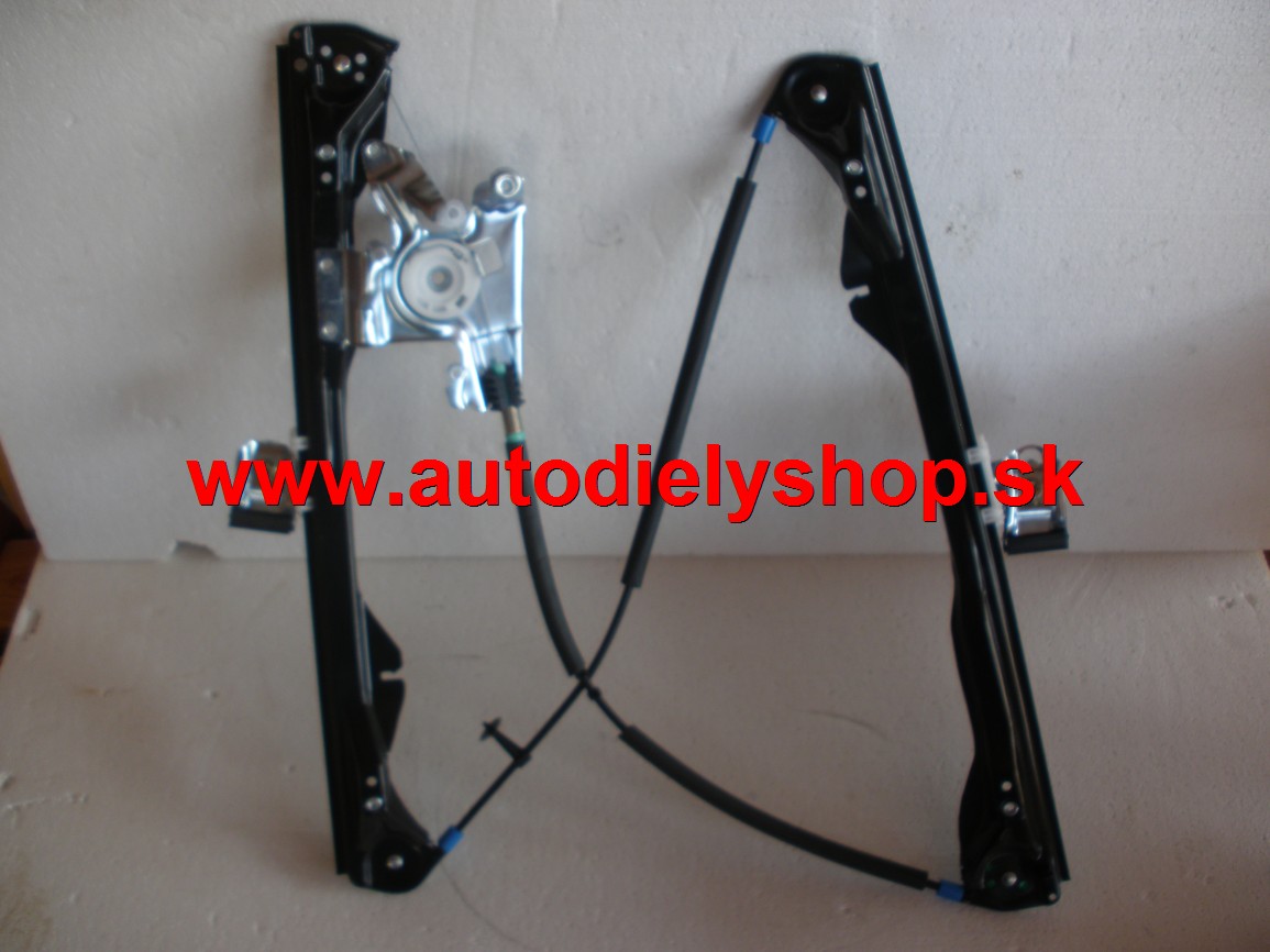 Peugeot 307 4/01-05 elektrický mechanizmus, na predné ľavé 5 dverové auto.