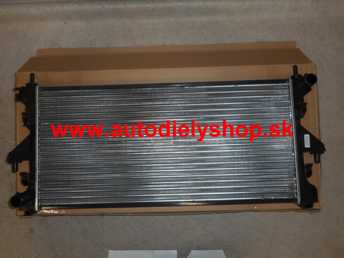 Peugeot BOXER 06- chladič vody  2,2HDi bez AC