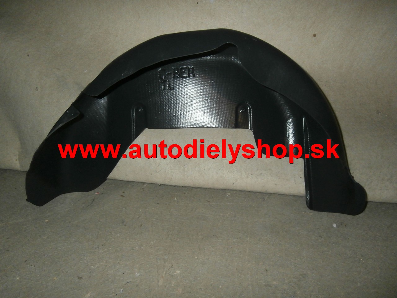 Peugeot Partner 96-12/02 podblatník zadný Pravý