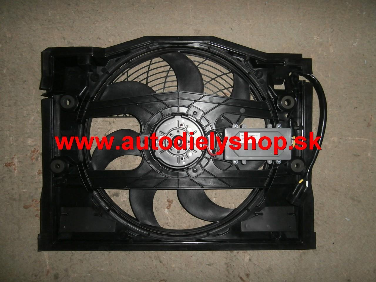 BMW 3 E46 9/01-2/05 ventilátor chladiča klimatizácie 