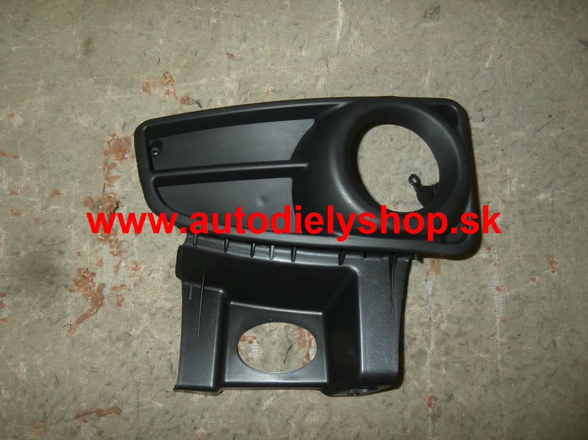 Fiat Panda 9/03 - kryt v nárazníku pravý