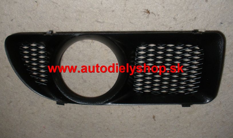 Škoda Felicia 1/98-8/01 kryt na hmlovku pravý