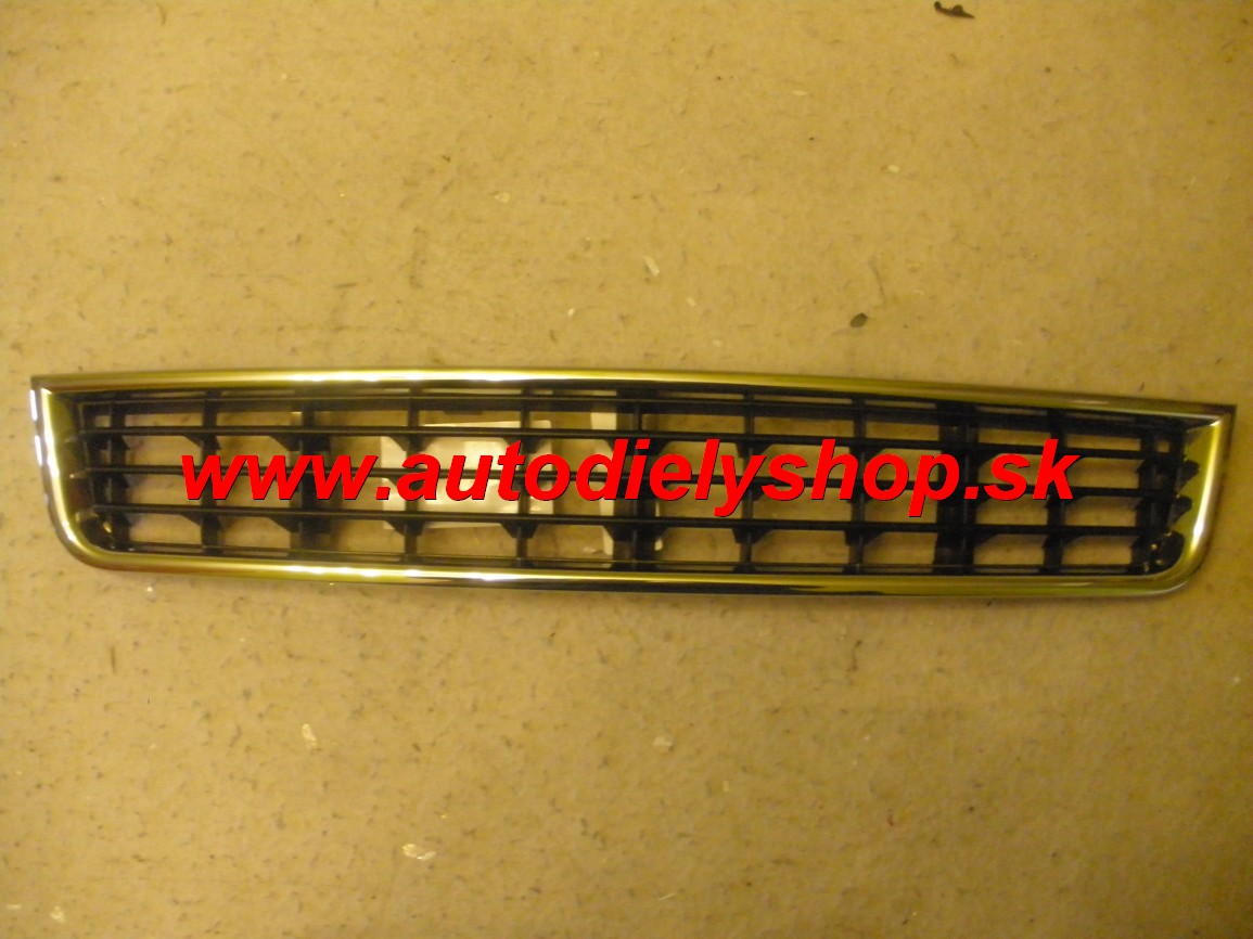  Audi A4 10/00-9/04 mriežka do predného nárazníka chrómová