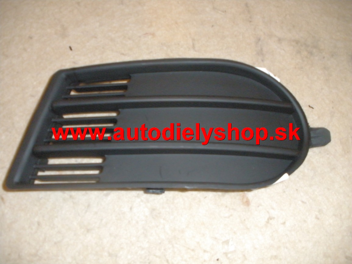 Suzuki SWIFT 05- mriežka predného nárazníka pravá