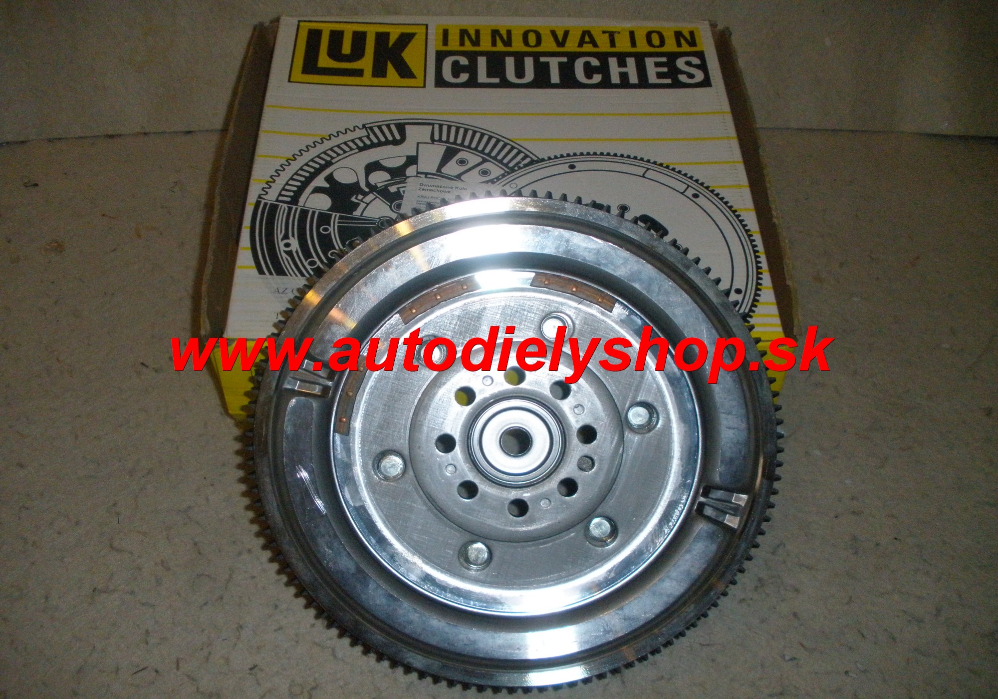 HYUNDAI SANTA FE 2/01-05 Dvojhmotný zotrvačník na  2,0CRDi- 83Kw