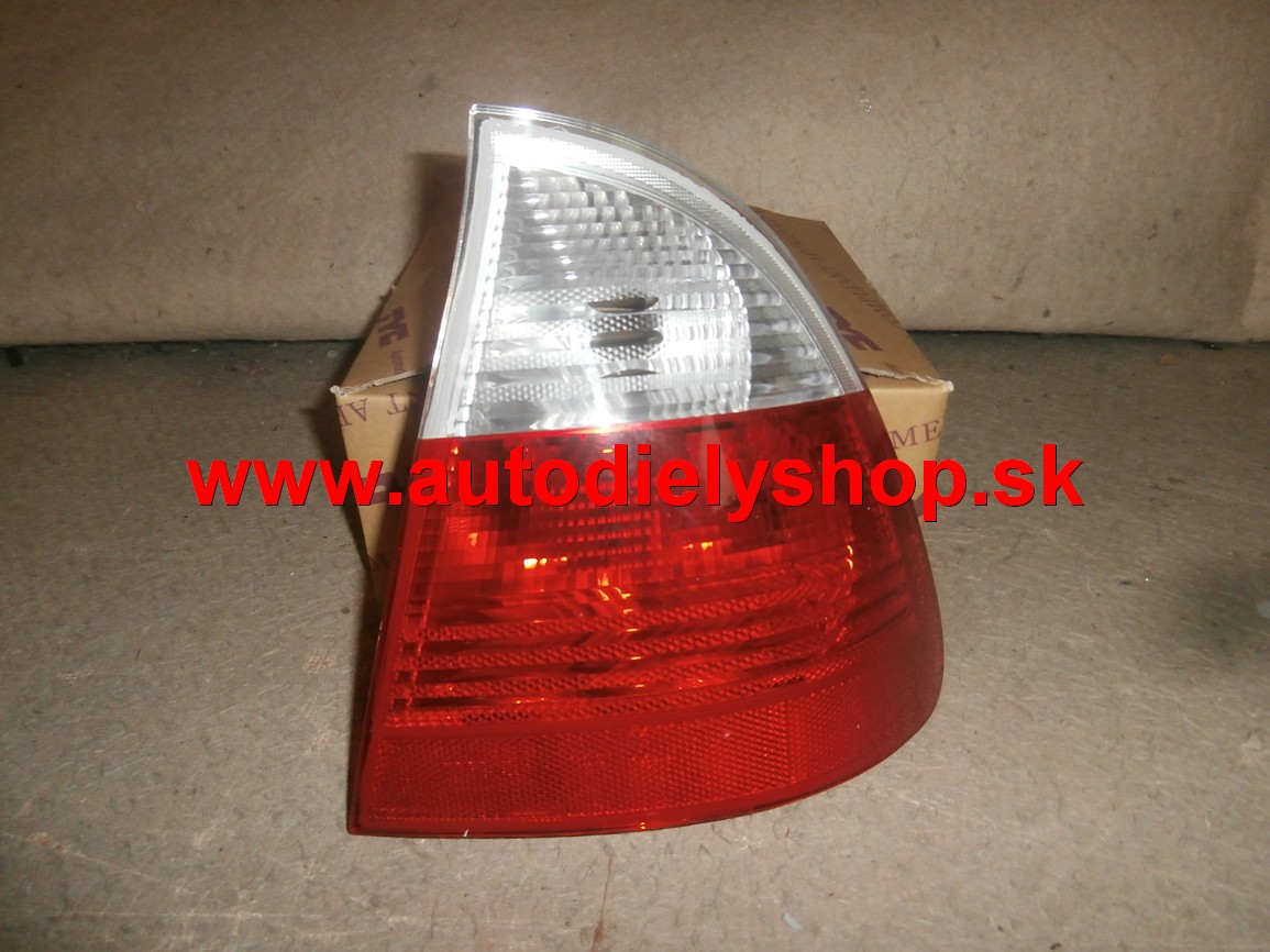  BMW 3 E46 Kombi 9/01-3/05 zadné svetlo Pravé 