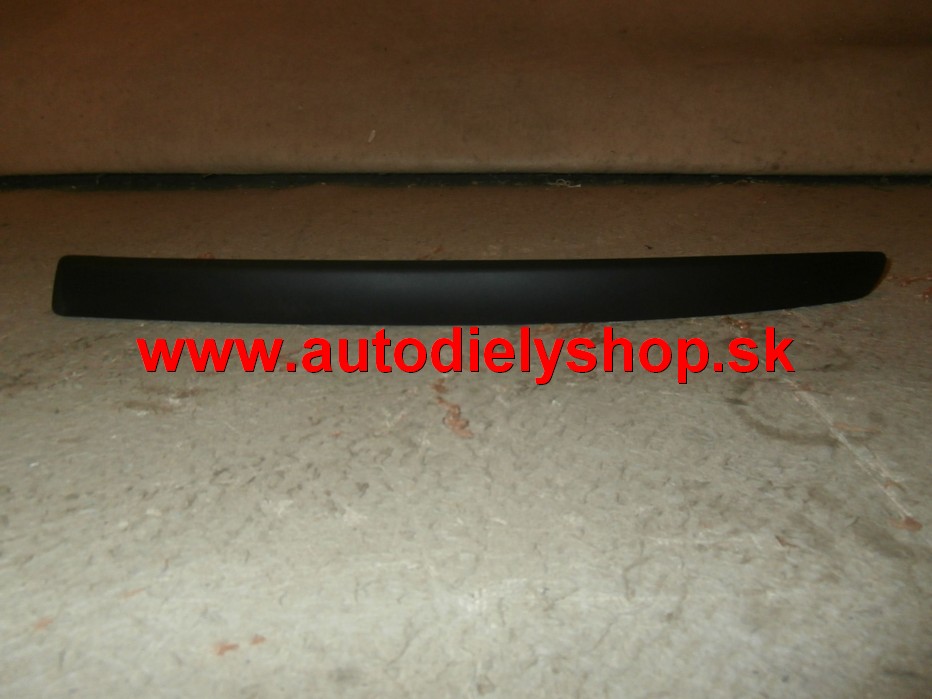 BMW 1 E87 4/2007-  lišta predného nárazníka ľavá