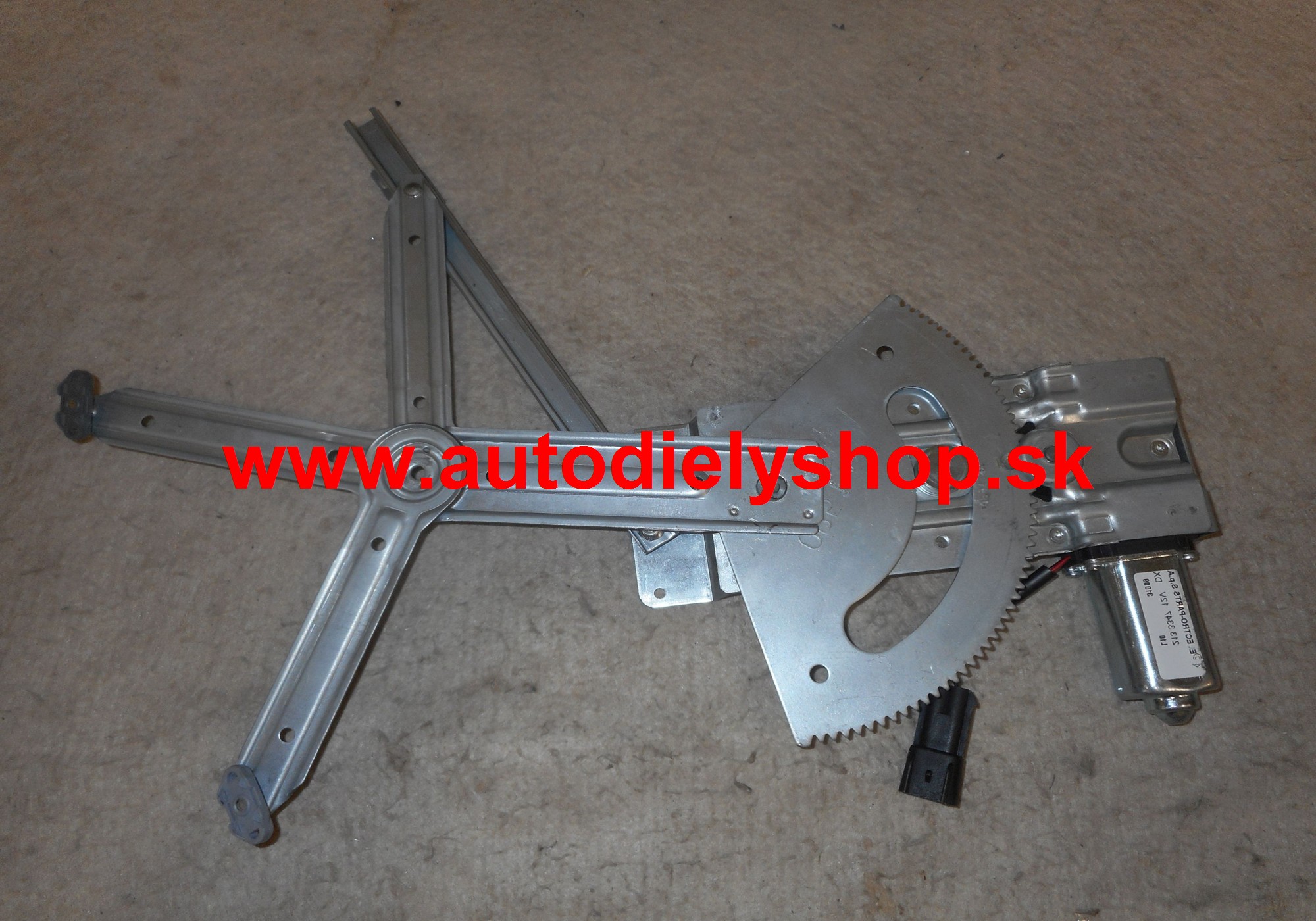 Opel VECTRA B 2/99-4/02 elektrické  predné sťahovanie okna Pravé 