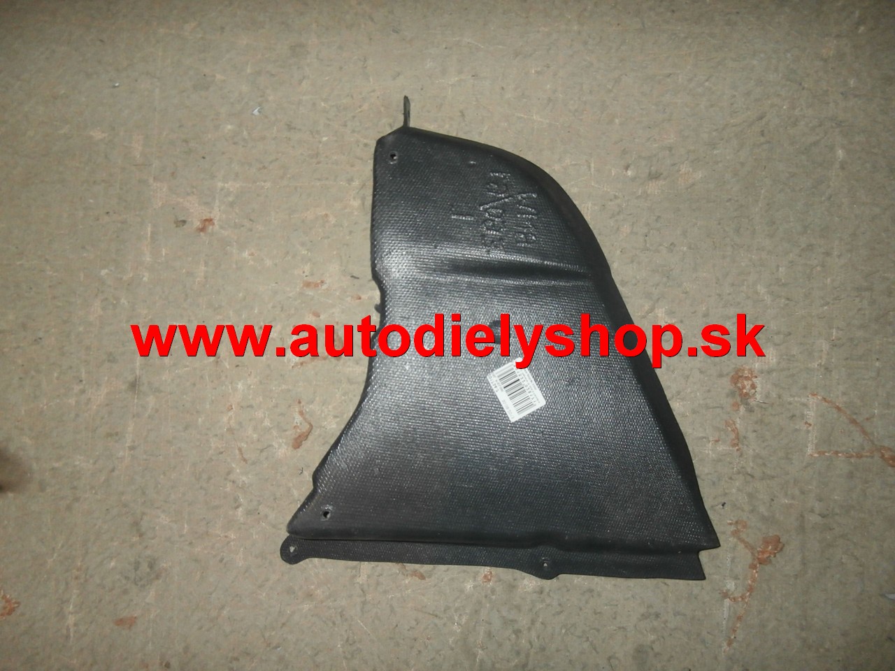 BMW 5 E60 8/03 kryt pod motor pravý