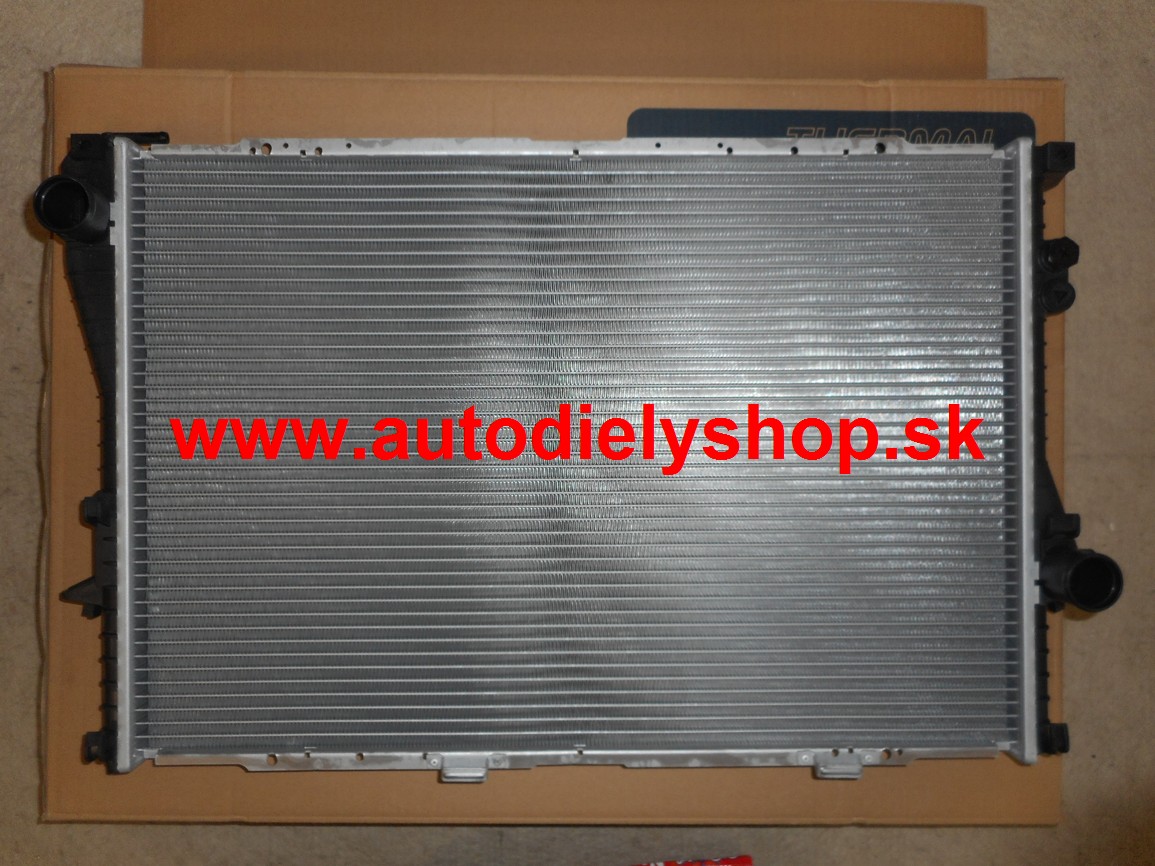 BMW 7 E38 9/94-9/98 chladič vody 728i-735i-740i