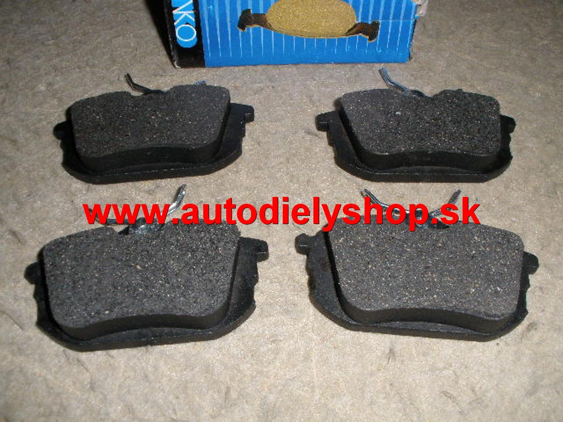 Volvo S40, V40 2/96-12/03 zadné platničky Sada /Samko/