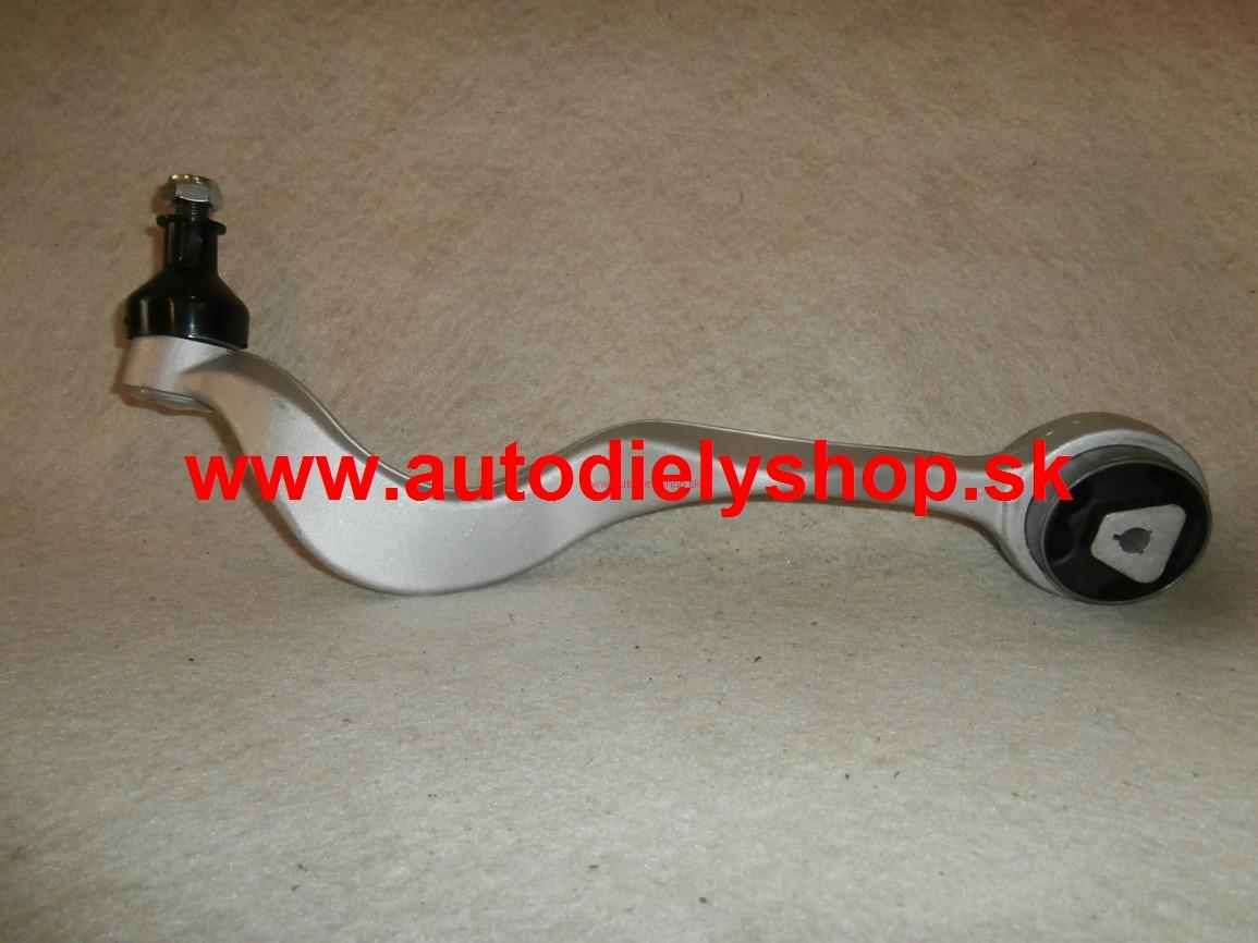 BMW 5 E60 8/03- predné spodné rameno pravé, spredu