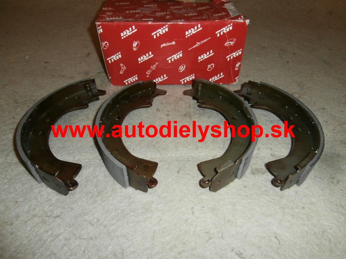 Toyota RAV 4 94-6/00-Zadné brzdové čeluste L+P /TRW/