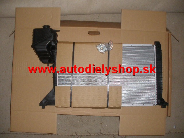 MERCEDES BENZ SPRINTER 4/00-7/06- CHLADIČ VODNÝ /PRE VŠETKY TYPY MOTOROV/