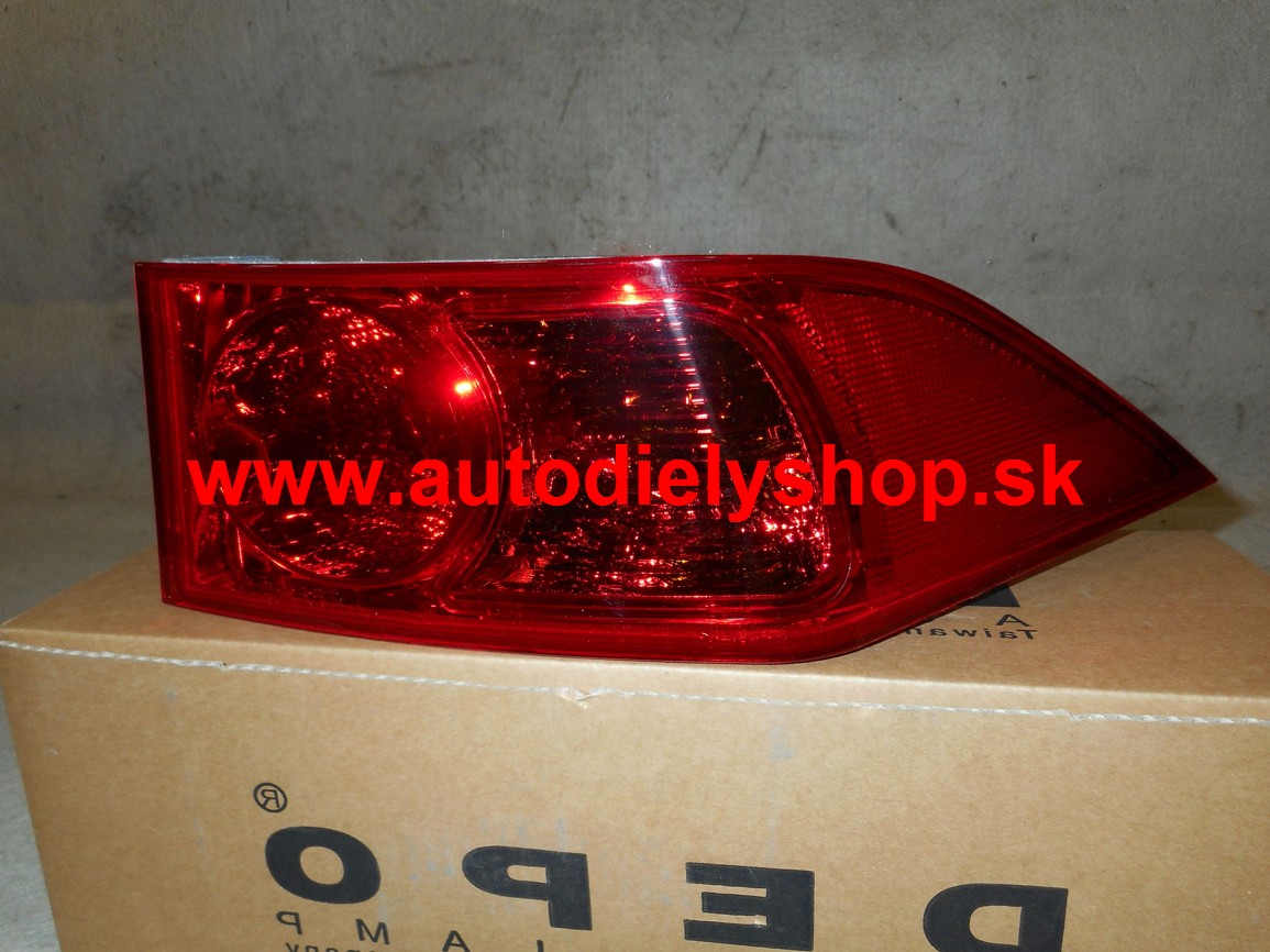 HONDA ACCORD 03-2006-Zadné svetlo pravé /VONKAJŠIE/ SDN