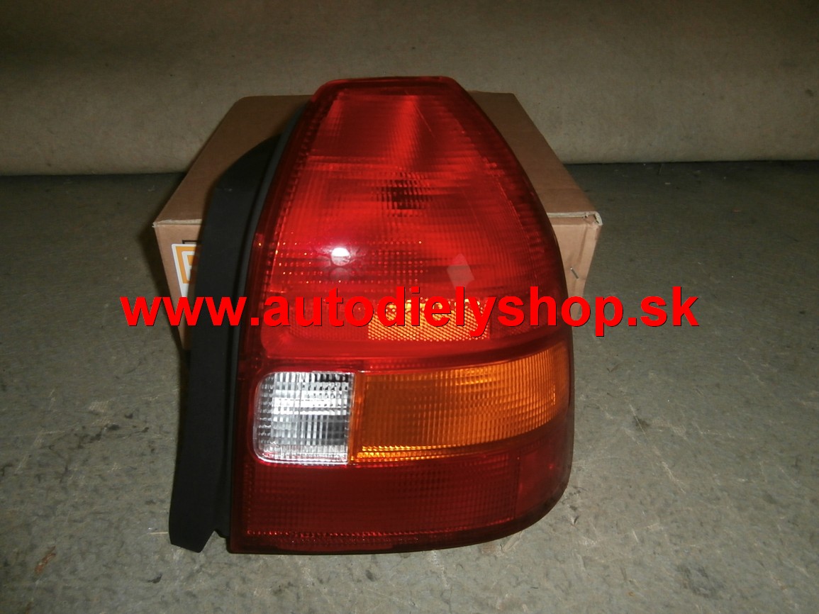 Honda Civic HB /JP/ 10/95-12/98 zadné svelo Pravé