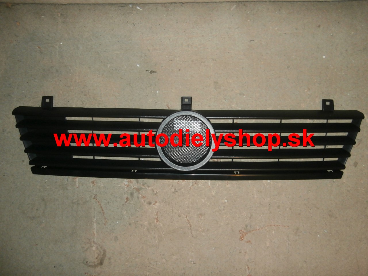 MERCEDES BENZ VITO 12/95-6/03- PREDNÁ MASKA V-KLASSE