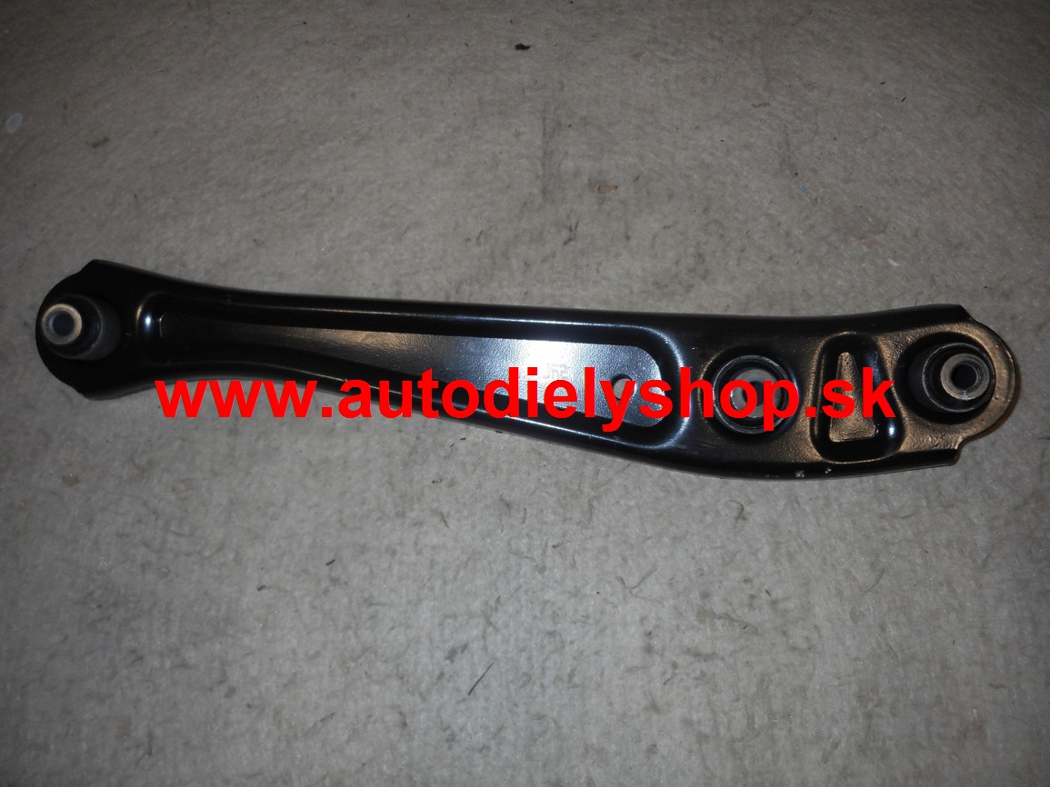 Honda Civic HB/SED 1/99-3/01 zadné rameno rameno Pravé,priečne