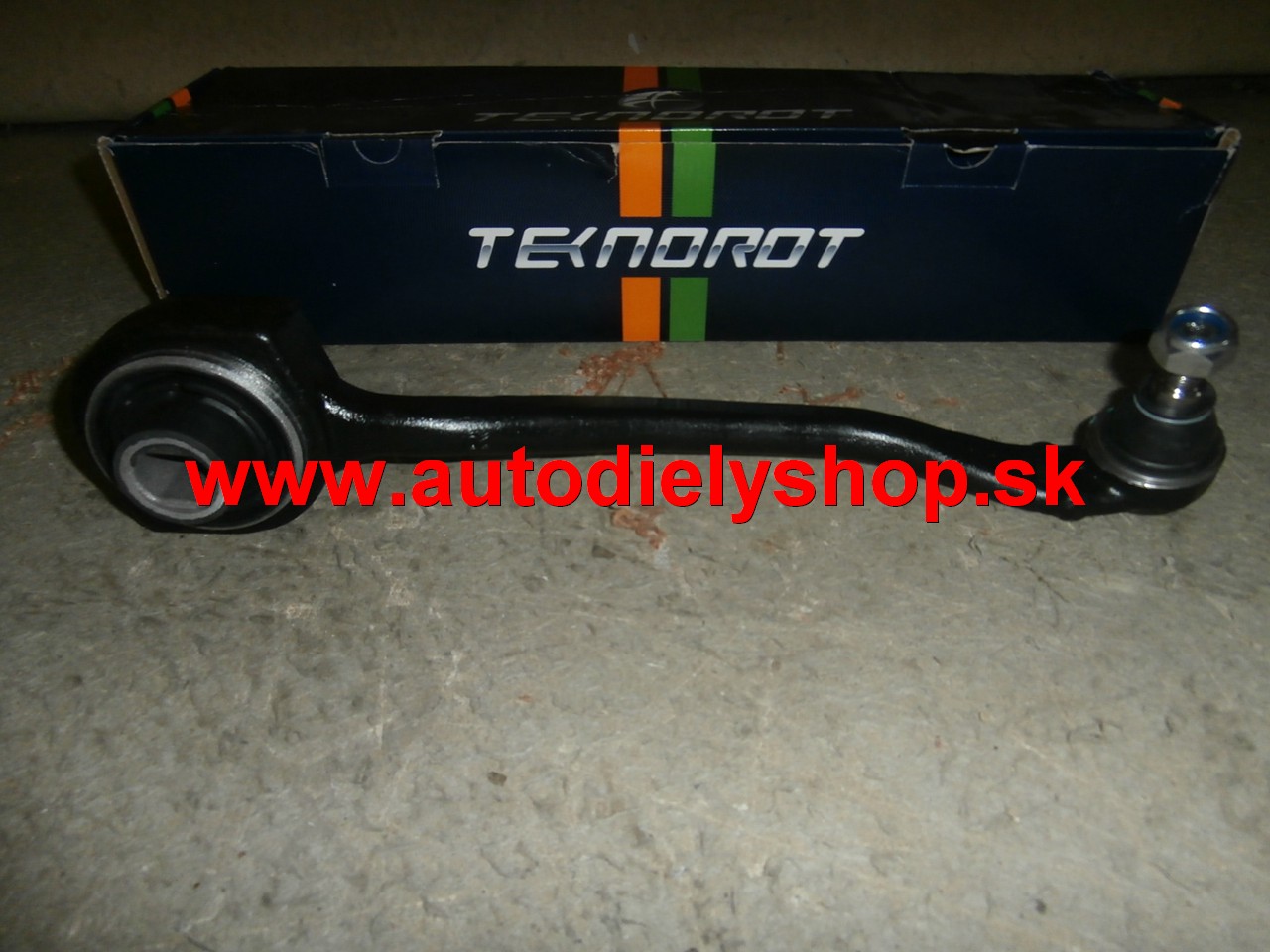  Mercedes C 5/00-11/06 predné rameno pravé - dolné