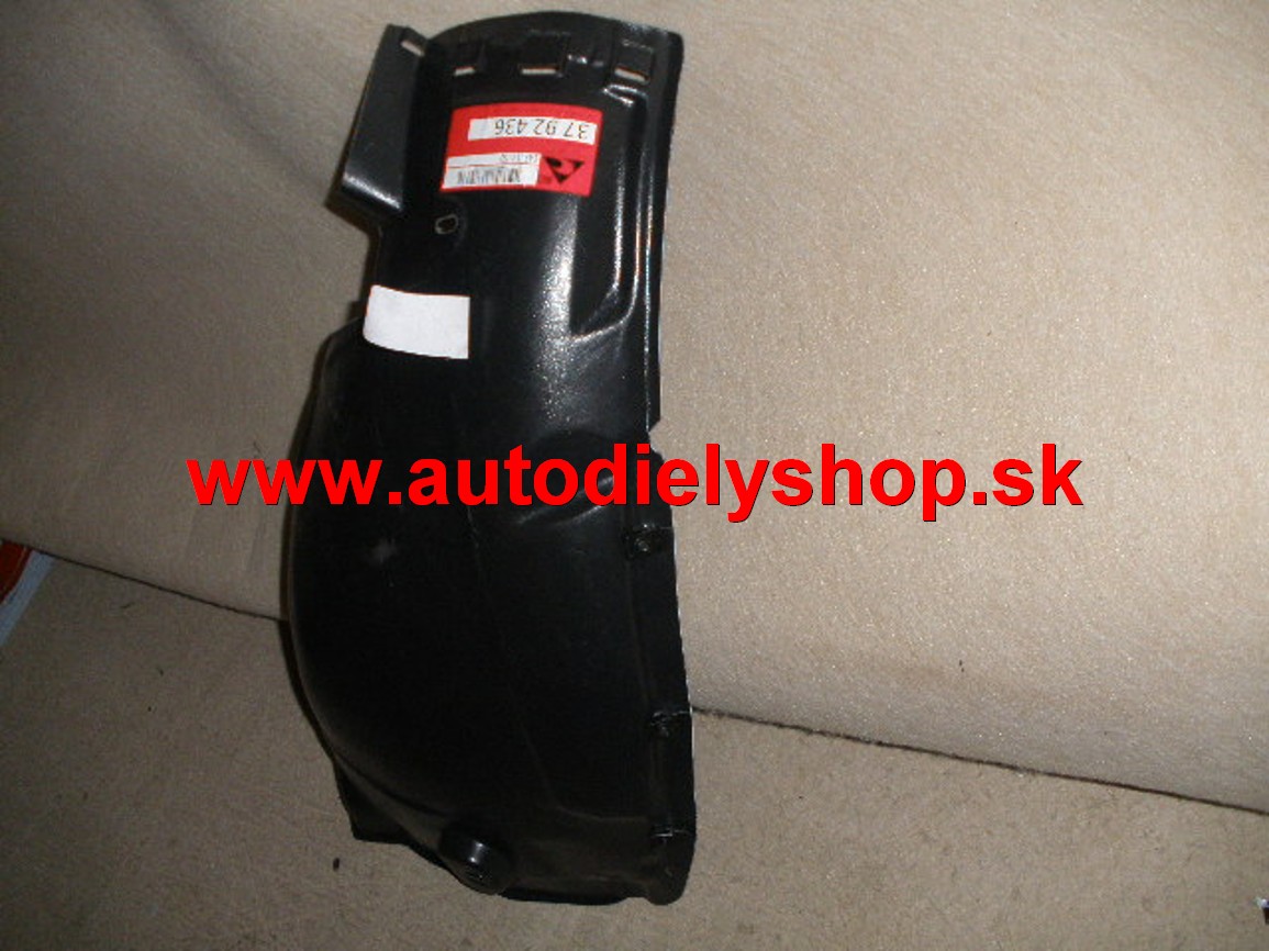 Opel ZAFIRA 10/05-2/08 podblatník ľavý predný zadná časť.