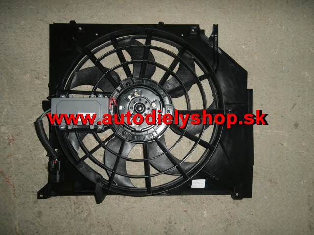 BMW 3 E46 9/01-3/05 ventilátor chladiča 2,0 / 2,5D 318D, 325i