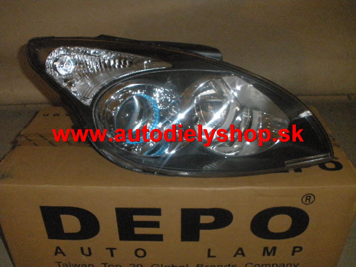 Hyundai I30 10/07- Svetlo predné pravé H1-H7 čierny rámik.