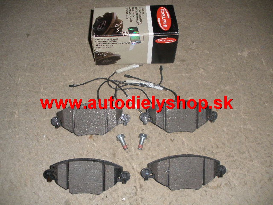  Citroen C5 3/01-9/04 predné platničky 1,8i-2,0i-2,0HDi 	