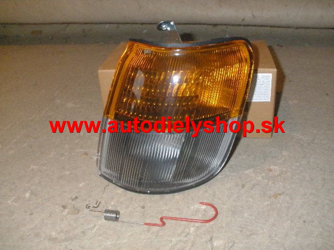 Mitsubishi PAJERO 7/91-9/97  predná smerovka ľavá.