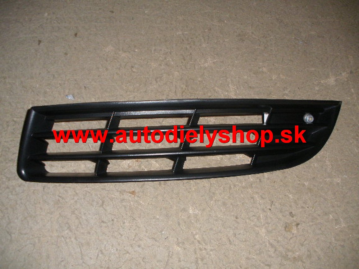 VW PASSAT "B6" 01/05- kryt v narazniku ľavý bez otvoru na hmlovky 