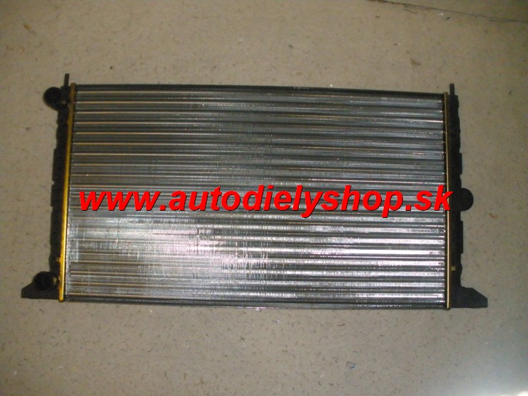 Seat ALHAMBRA 5/96-4/00 chladič vodný 2,0I/85KW/ 