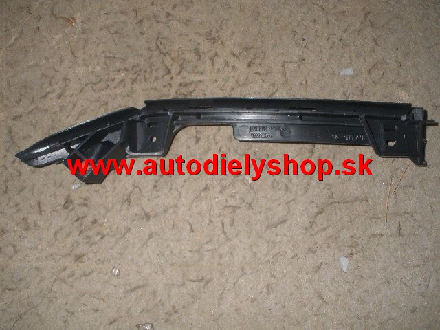 Opel Meriva 2/03-5/06 Pravý držiak  predného nárazníku