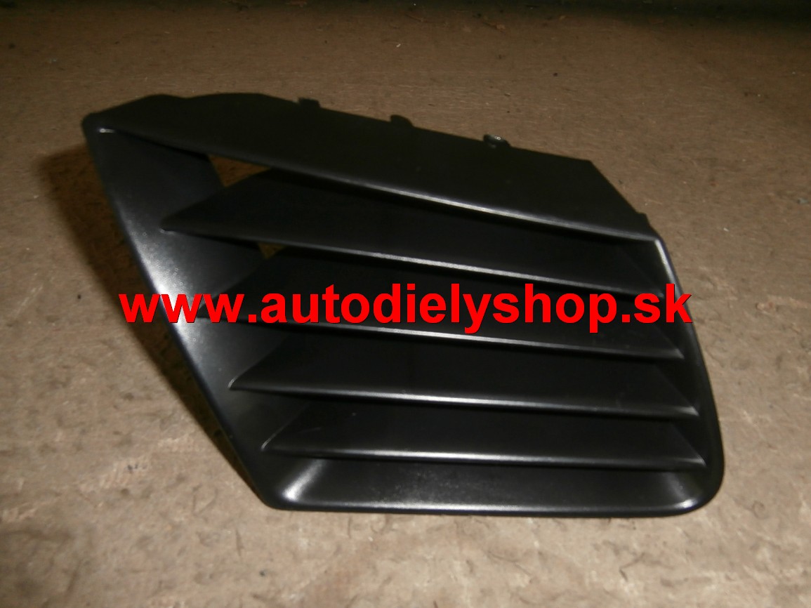 Seat Ibiza,Cordoba 6/02-11/05 Predná maska pravá /vnútorná/