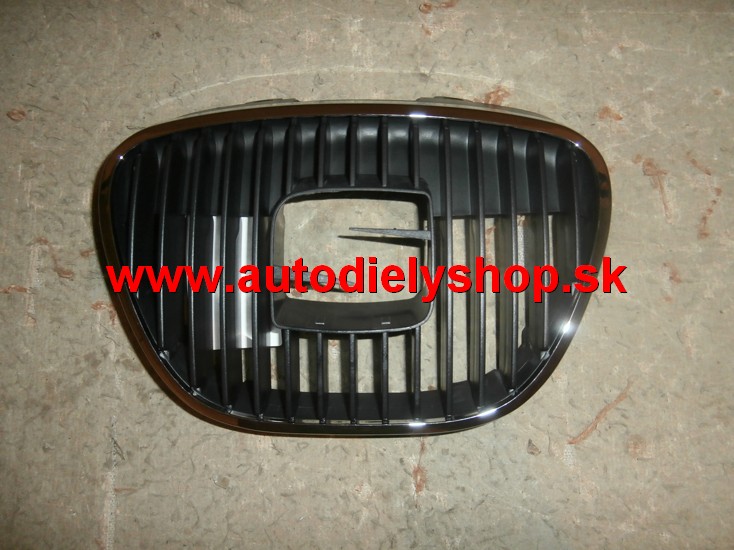 Seat Ibiza,Cordoba 6/02-11/05 Predná maska /chrómovo,čierna/
