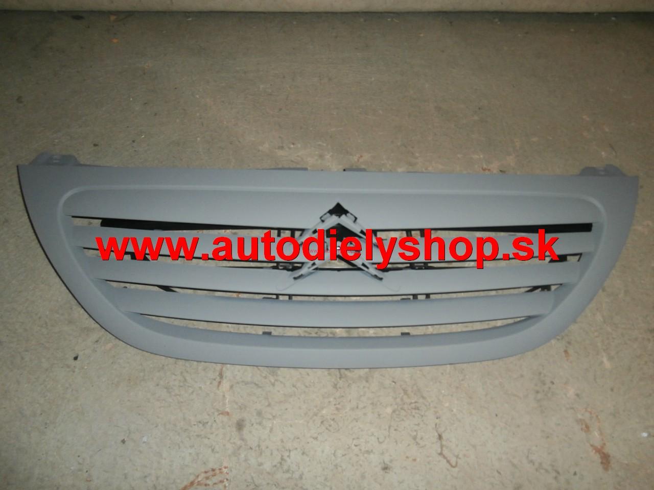  Citroen C3 02-11/05 maska 