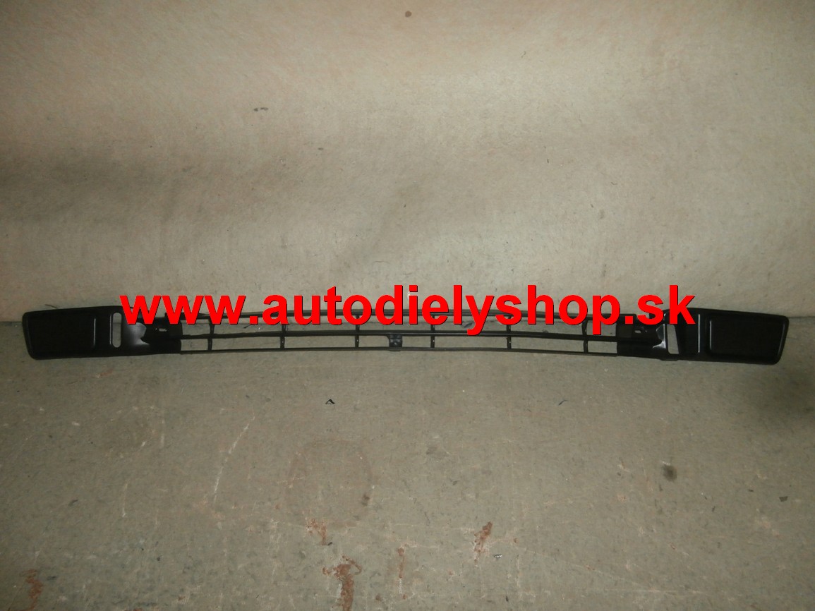 Seat Inca 7/95-6/03  Striedná mriežka nárazníka