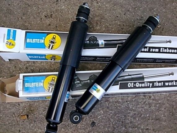 Mitsubishi PAJERO 9/97-4/00- Predné tlmiče SADA L+P /BILSTEIN/