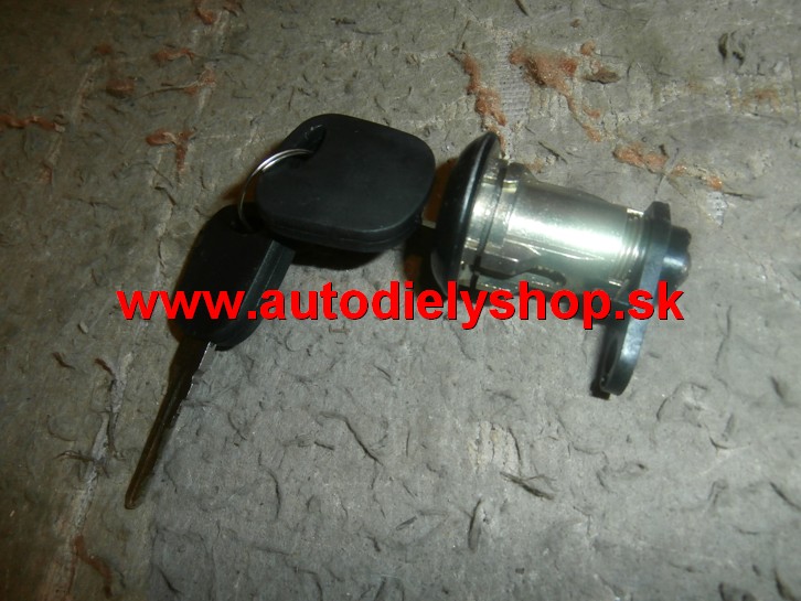 Ford FIESTA 10/05-10/08 - Zámok kufra + 2x klúč 