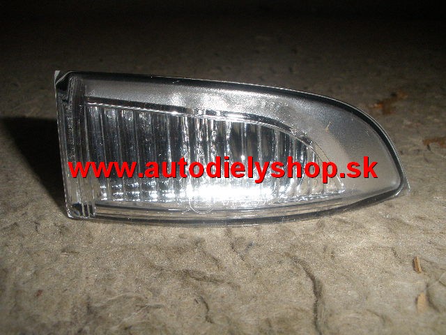 Renault MÉGANE III 11/08- smerovka v spätnom zrkadle pravá