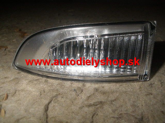 Renault MÉGANE III 11/08- smerovka v spätnom zrkadle ľavá