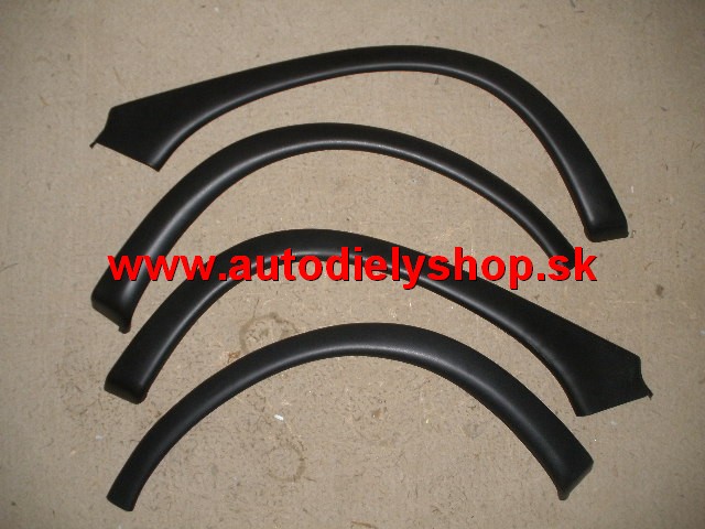  Opel Corsa B 93-00 plastový lem predné + zadné sada 