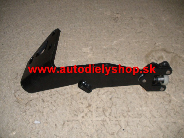 Renault Master 7/97-10/03 kladka posuvních dverí spodná s ramenom kompletná