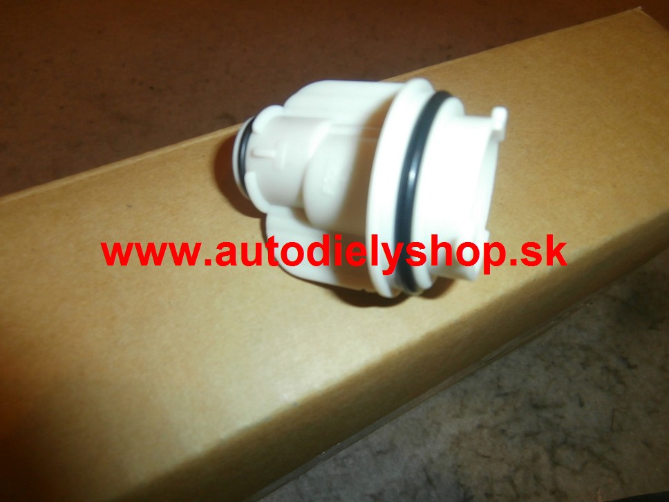 VW Passat B3 88-93 obímka prednej smerovky Lavá