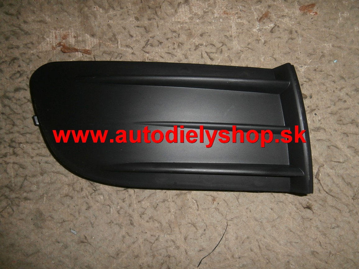 Škoda Octavia II 7/04-11/08  krytka hmlovky pravá 